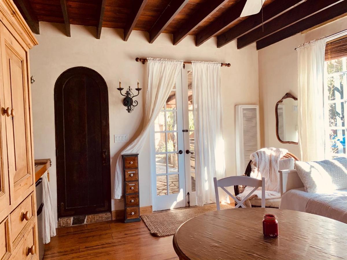 Under The Tuscan Sun Cottage In West Los Angeles Bagian luar foto